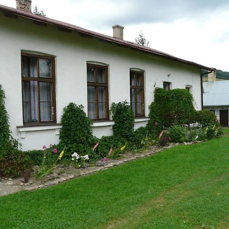 Stara Szkola Villa Krempna ภายนอก รูปภาพ